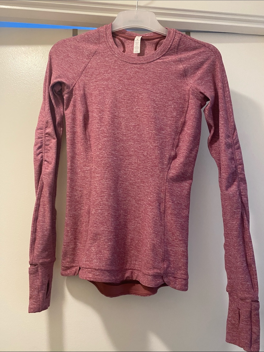 Authentic Lululemon Long-Sleeve Performance -Top Dusty Rose Women’s
Size 2